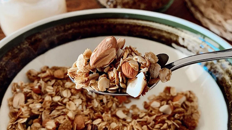 Ev Yapımı Granola Tarifi